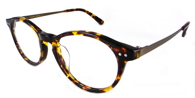 伊達メガネ、家メガネにも最適　メガネ通販センターのセルフレームメガネ