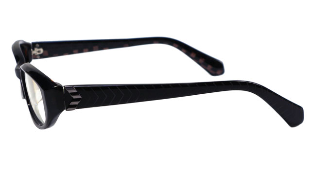 メガネ通販センターの激安眼鏡、度付きレンズ付き